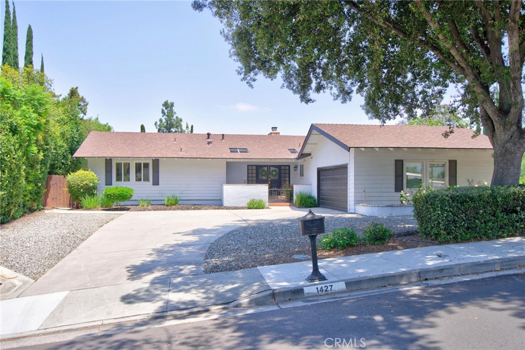1427 Ransom Road Riverside, CA 92506 - Photo 2 of 60