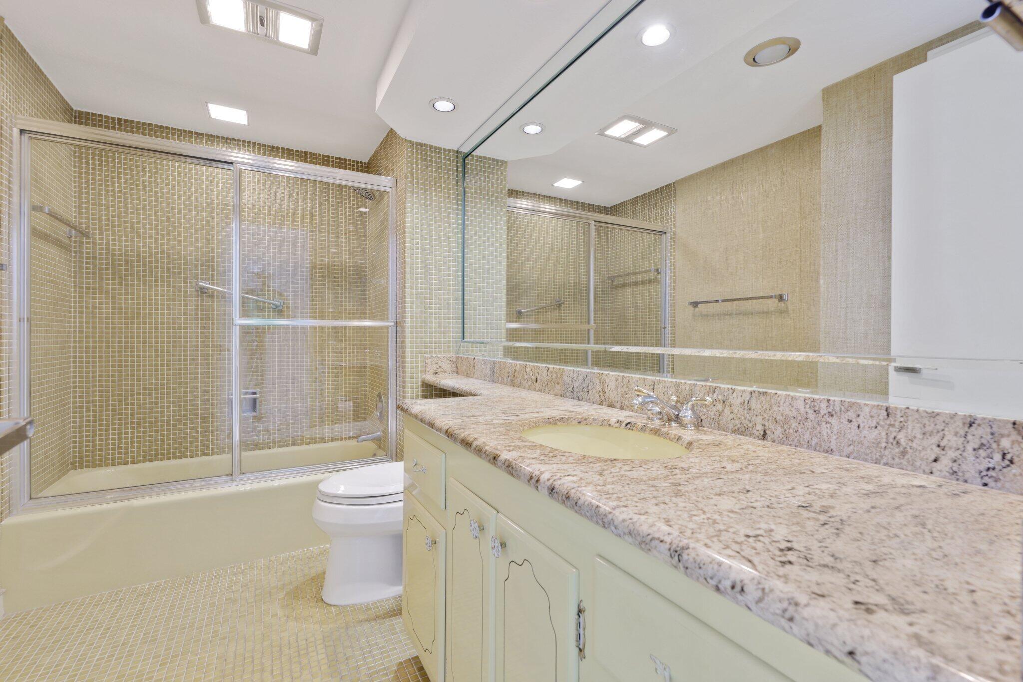 700 South Ocean Boulevard, Unit 1202 Boca Raton, FL 33432 - Photo 33 of 50 700 South Ocean Boulevard - 46.jpg-SMALL