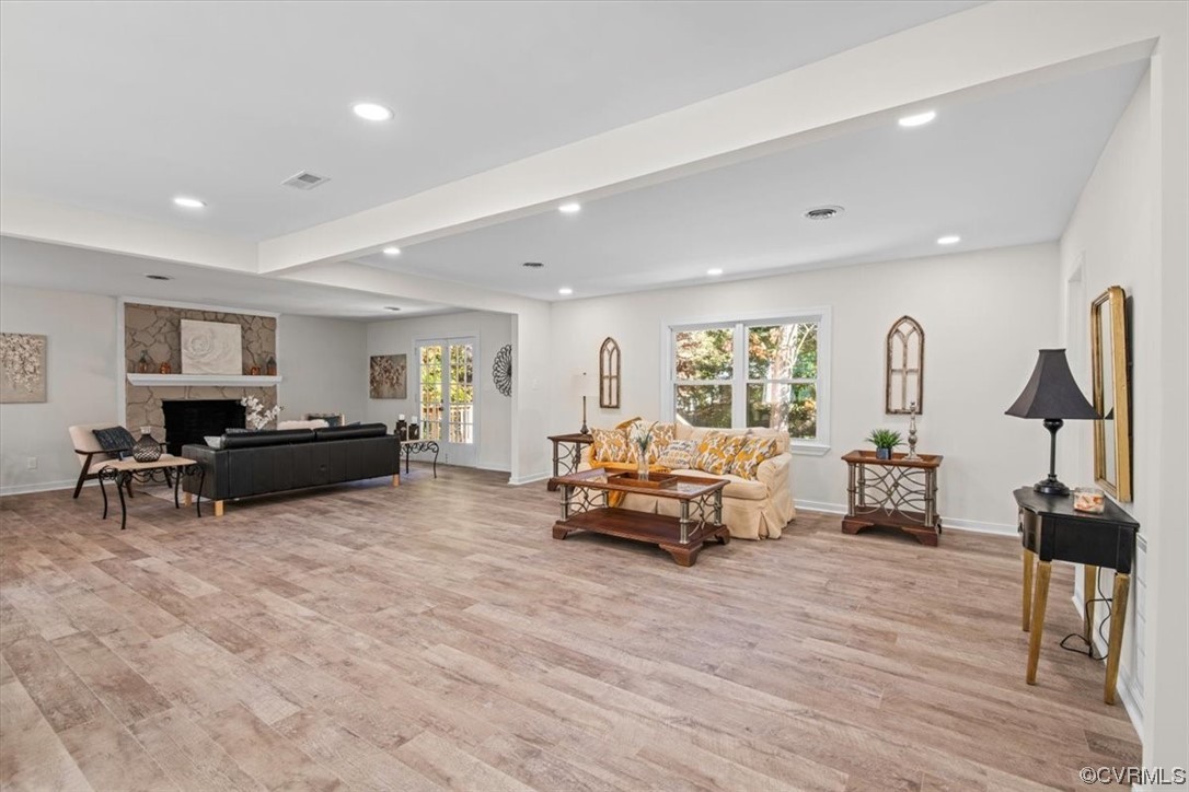 13109 Bluemont Road Chester, VA 23831 - Photo 6 of 50 a living room with furniture and a table