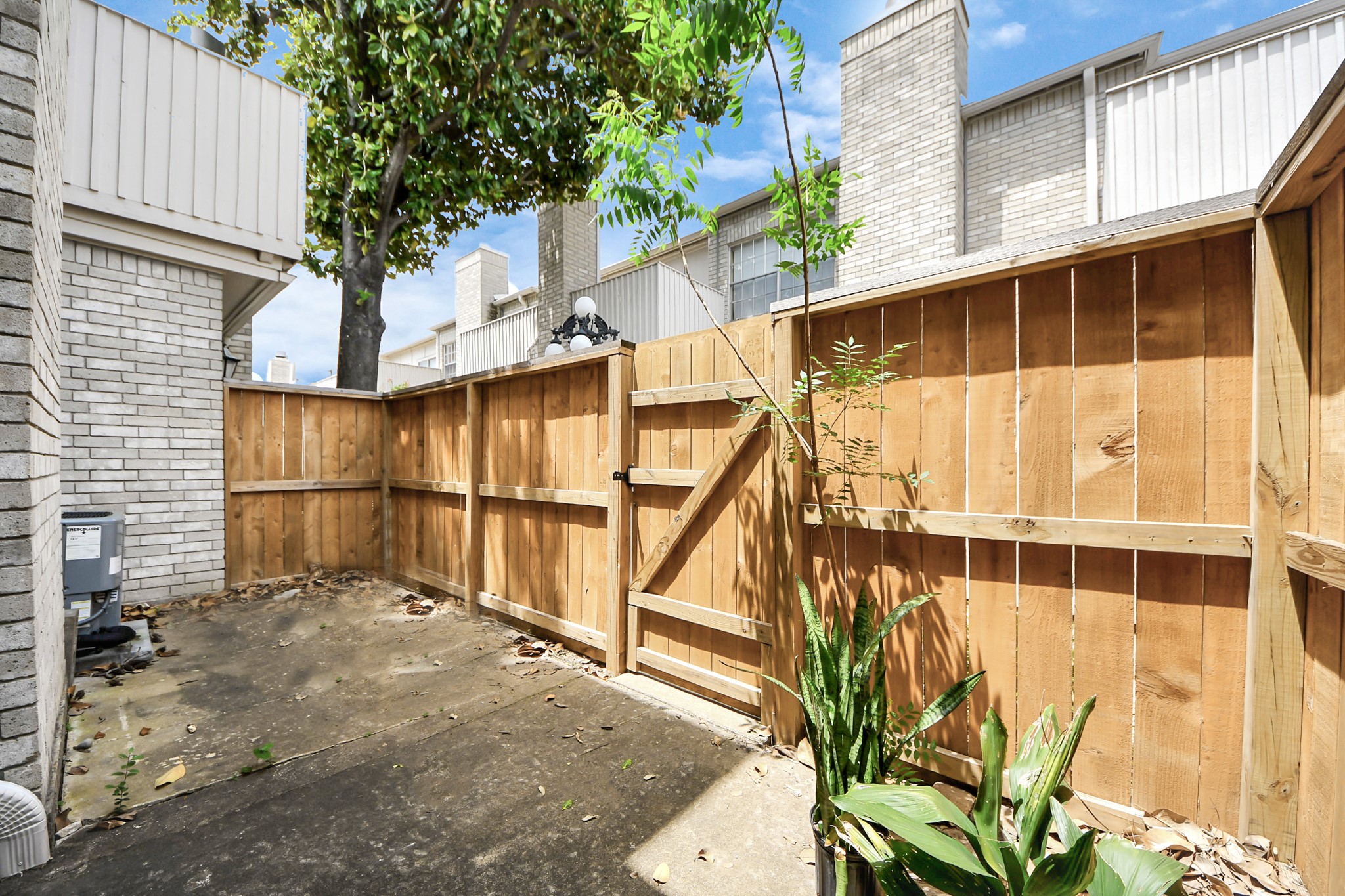 3800 Tanglewilde Street, Unit 503 Houston, TX 77063 - Photo 24 of 27