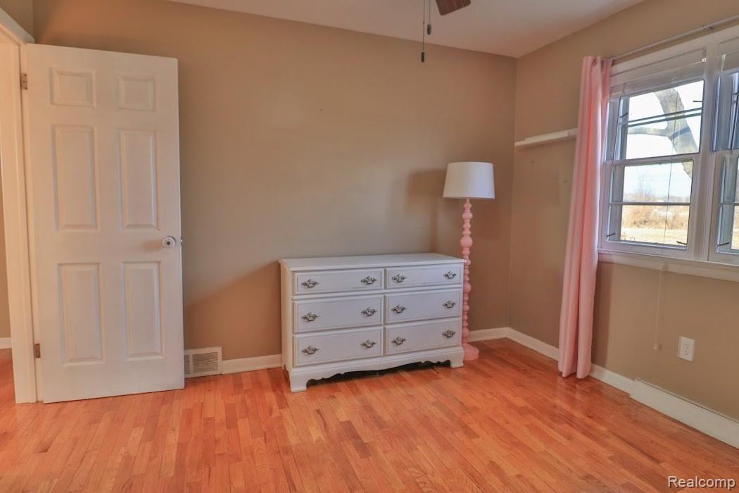 3037 South Morrish Road Swartz Creek, MI 48473 - Photo 19 of 28 Bedroom 3 c.jpg