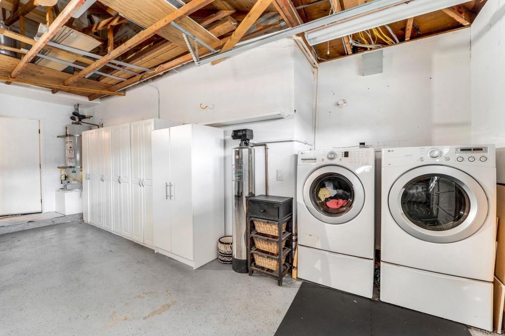 333 Sunflower Escondido, CA 92026 - Photo 23 of 36 a utility room with dryer and washer