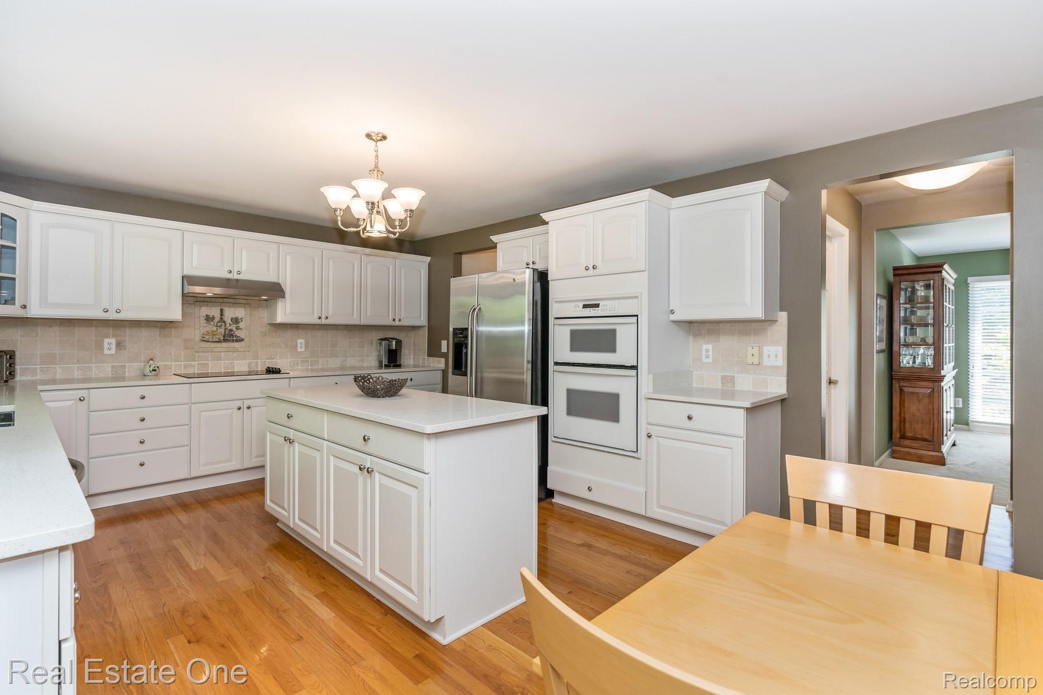 1887 Cloverdale Drive Rochester, MI 48307 - Photo 17 of 39 Cloverdale MLS-W020.jpg