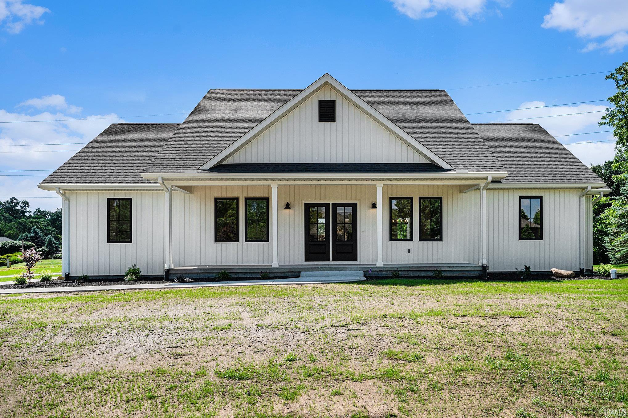 53709 Ridgeview Lane Bristol, IN 46507 - Photo 3 of 34 Gallery Image 3