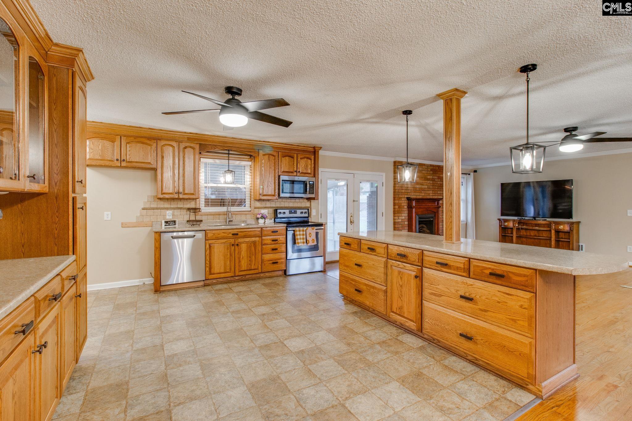 2736 Platt Springs Road West Columbia, SC 29170 - Photo 10 of 35