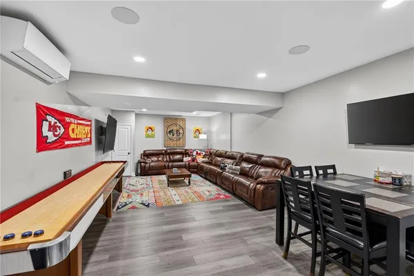 $569,000 | 3213 Southeast Mill Creek Lane, Lee's Summit, MO 64063
