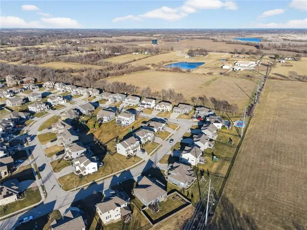 $569,000 | 3213 Southeast Mill Creek Lane, Lee's Summit, MO 64063