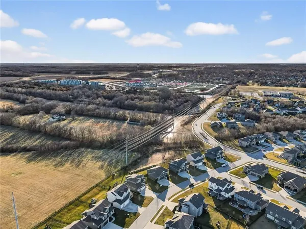 $569,000 | 3213 Southeast Mill Creek Lane, Lee's Summit, MO 64063