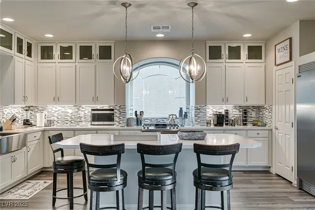 $5,999 | 10072 Kangaroo Island, Las Vegas, NV 89141