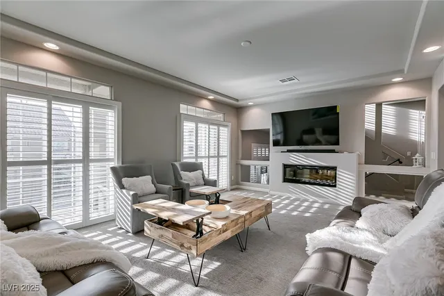 $5,999 | 10072 Kangaroo Island, Las Vegas, NV 89141