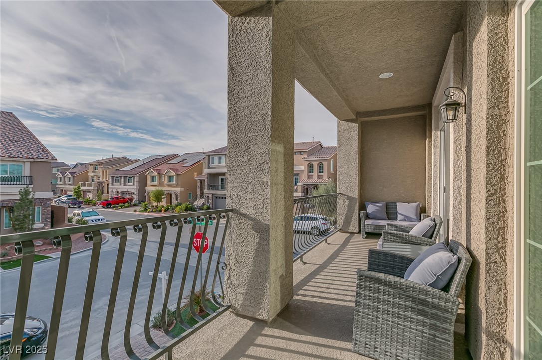 10072 Kangaroo Island Las Vegas, NV 89141 - Photo 9 of 40