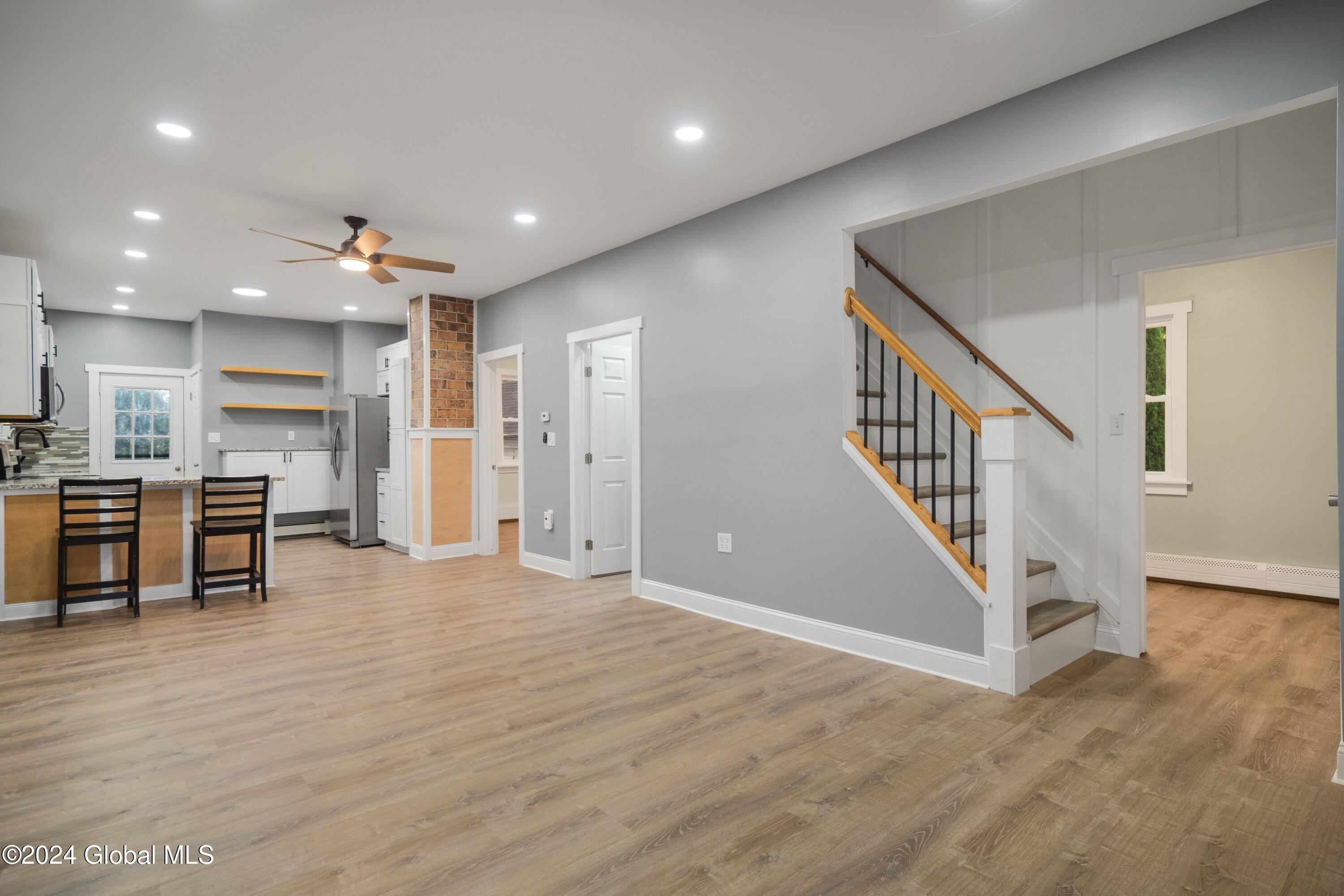 271 Old Loudon Road Colonie, NY 12110 - Photo 6 of 27 Interior 05