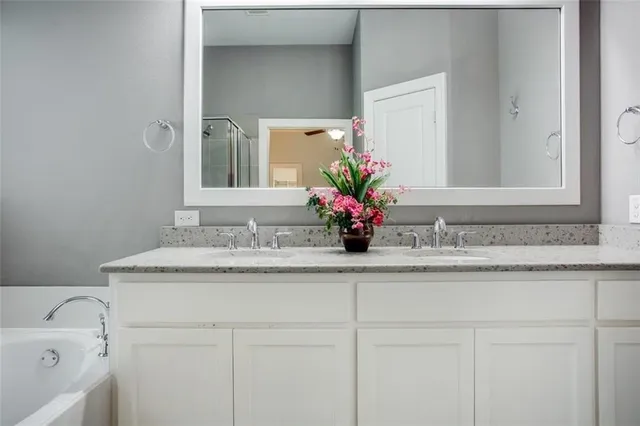 $3,300 | 2221 Longwood Drive, Carrollton, TX 75010