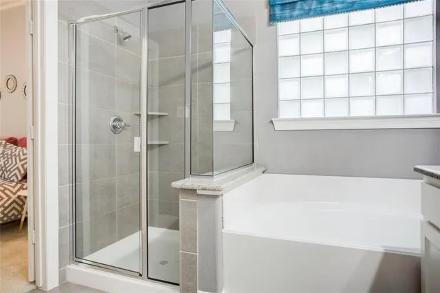 $3,300 | 2221 Longwood Drive, Carrollton, TX 75010