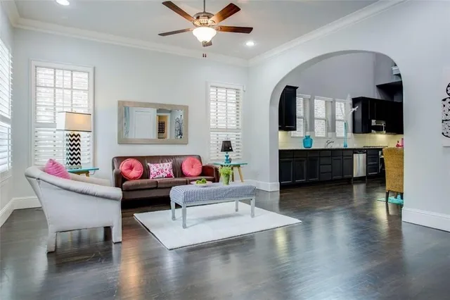 $3,300 | 2221 Longwood Drive, Carrollton, TX 75010