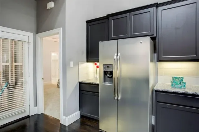 $3,300 | 2221 Longwood Drive, Carrollton, TX 75010