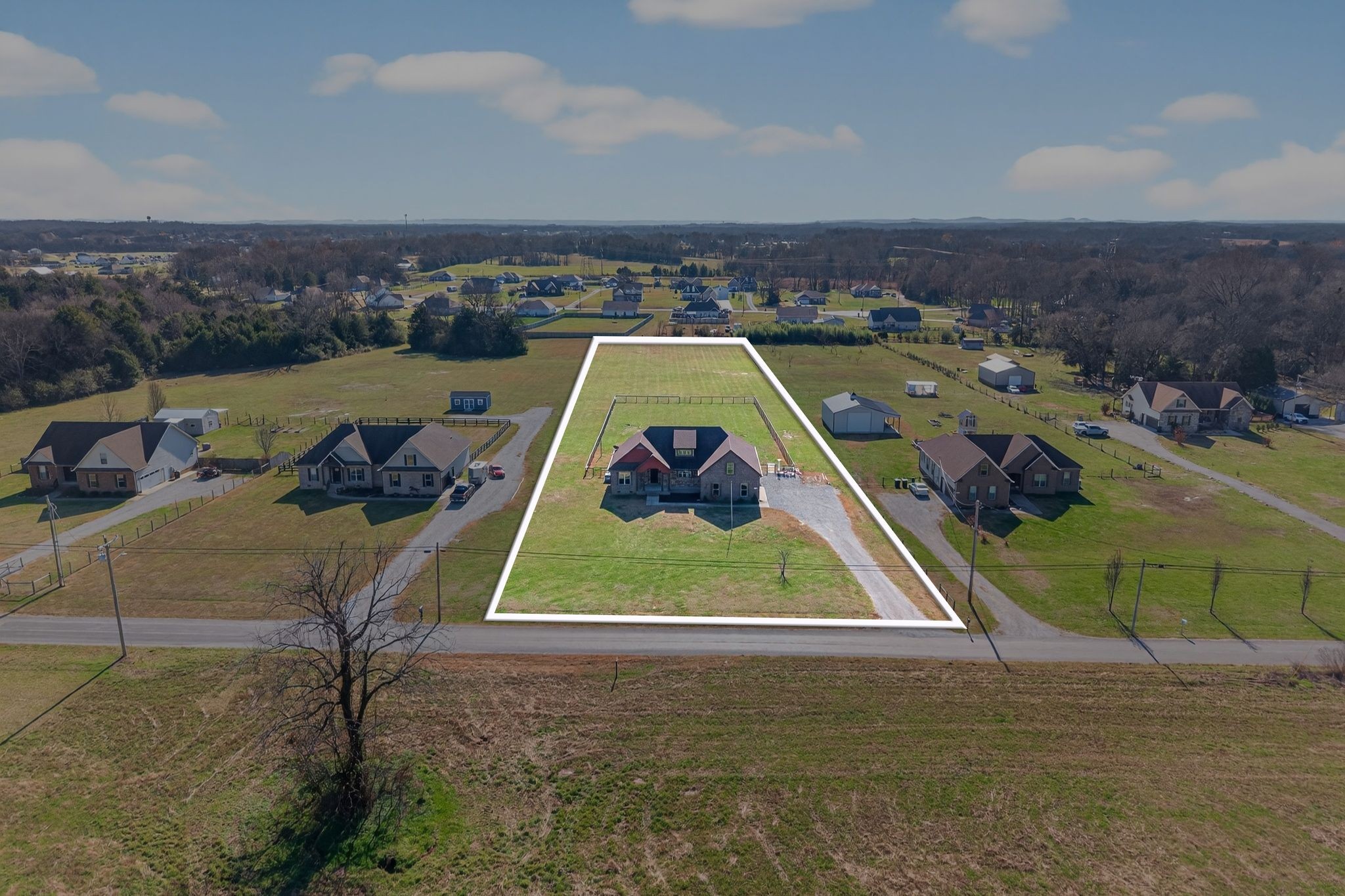 1347 Neil Road Chapel Hill, TN 37034 - Photo 2 of 36 a view of a tennis ground