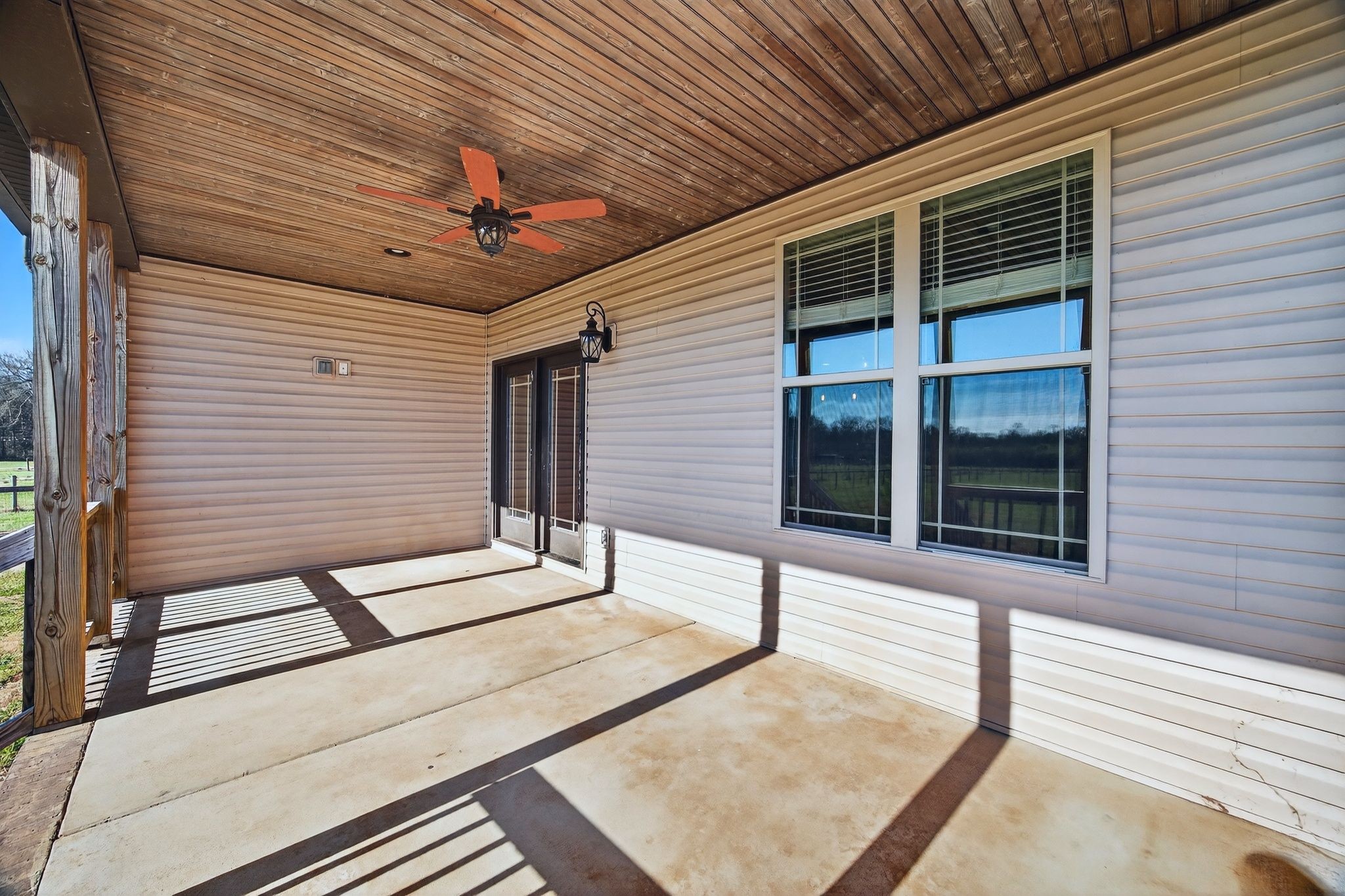 1347 Neil Road Chapel Hill, TN 37034 - Photo 29 of 36 a front view of a house with a balcony