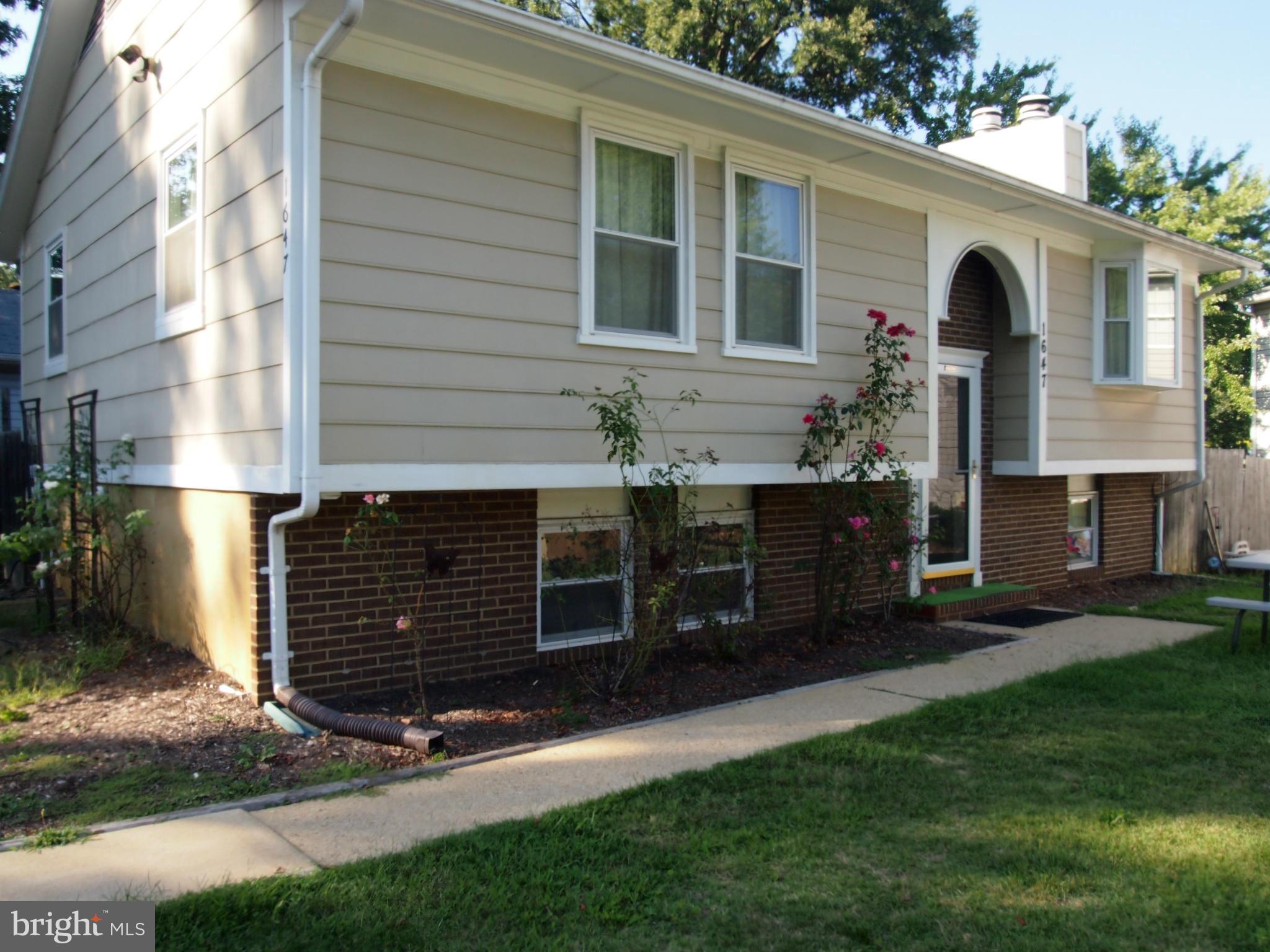 1647 Bay Ridge Road Edgewater, MD 21037 - Photo 3 of 24 Exterior (General)
