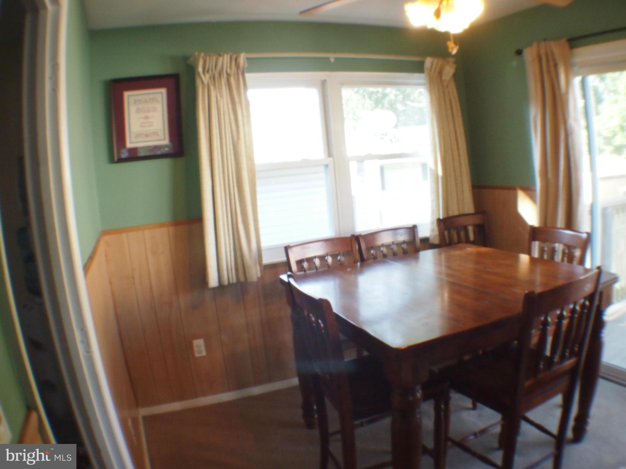 1647 Bay Ridge Road Edgewater, MD 21037 - Photo 8 of 24 Dining Room