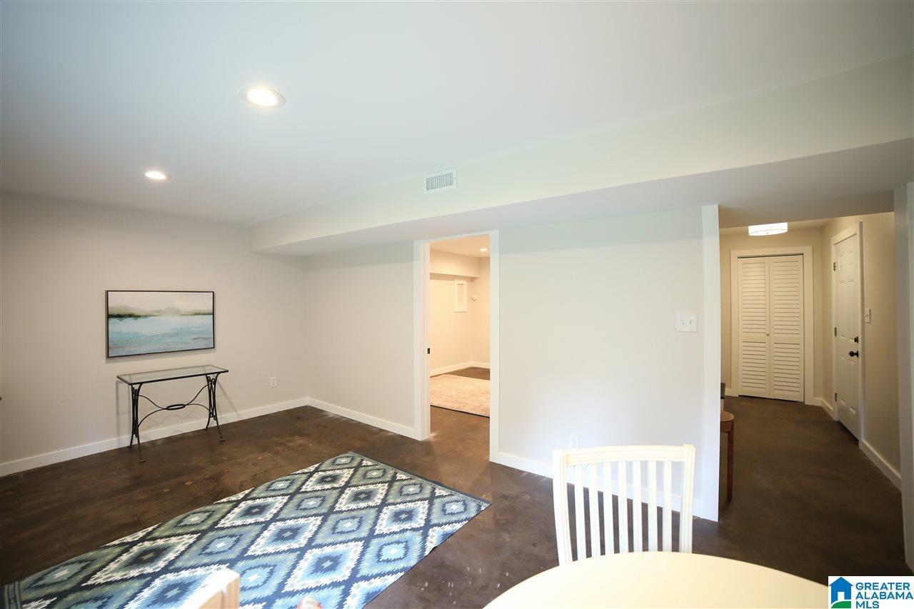 5621 Hampton Road Birmingham, AL 35210 - Photo 44 of 48