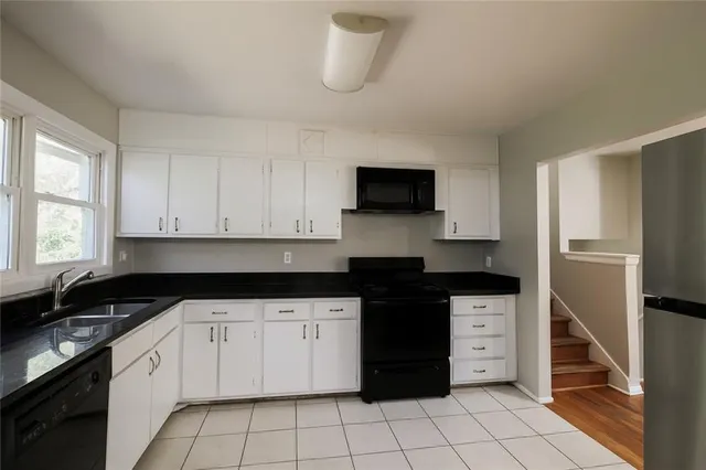 $1,750 | 2821 Petersburg Court, Decatur, GA 30034