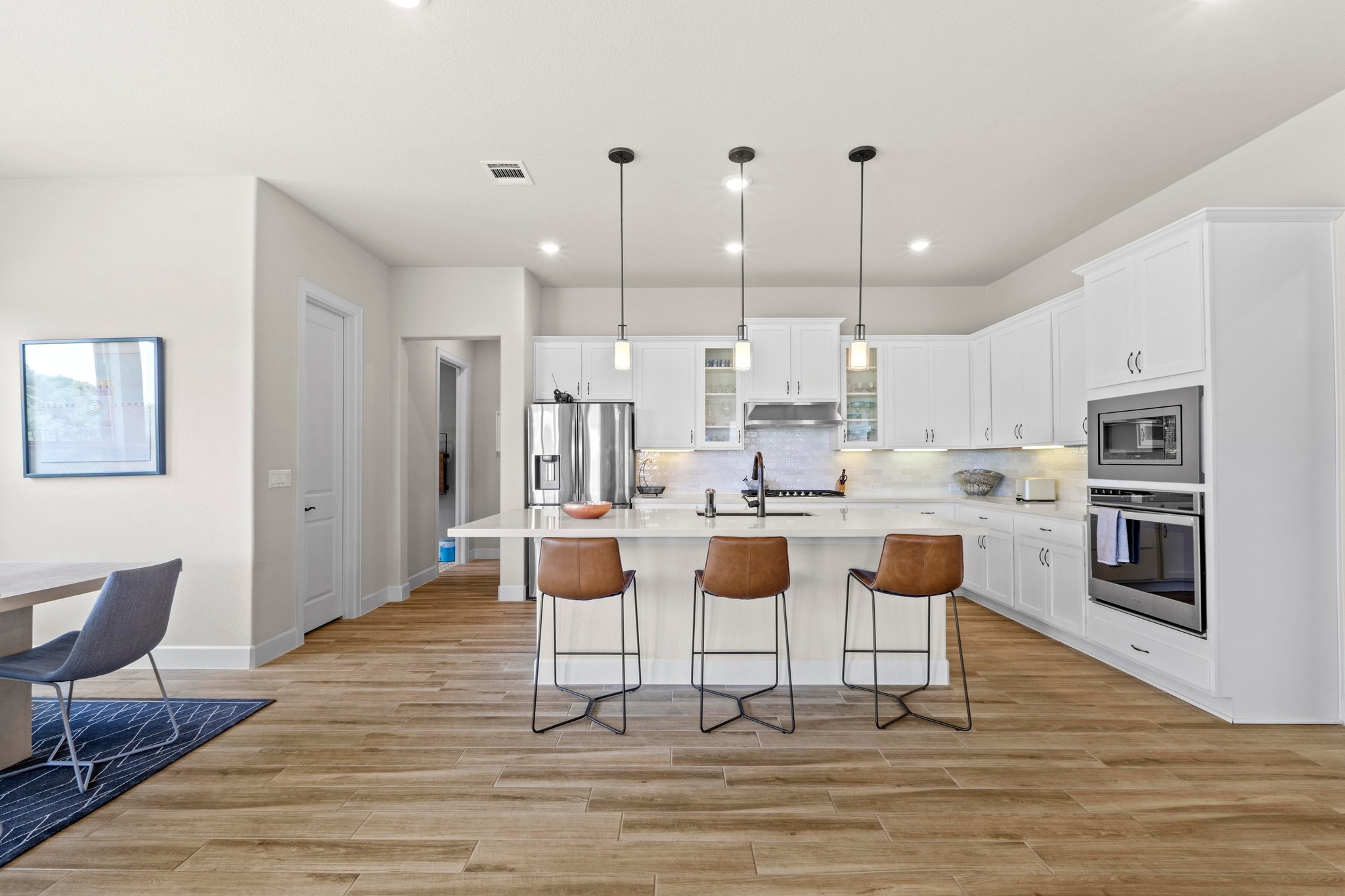 2609 Antalya Loop Leander, TX 78641 - Photo 7 of 40 a view of kitchen with breakfast area