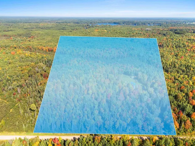 $299,900 | W7456 Coffee Creek Road, Tomahawk, WI 54487