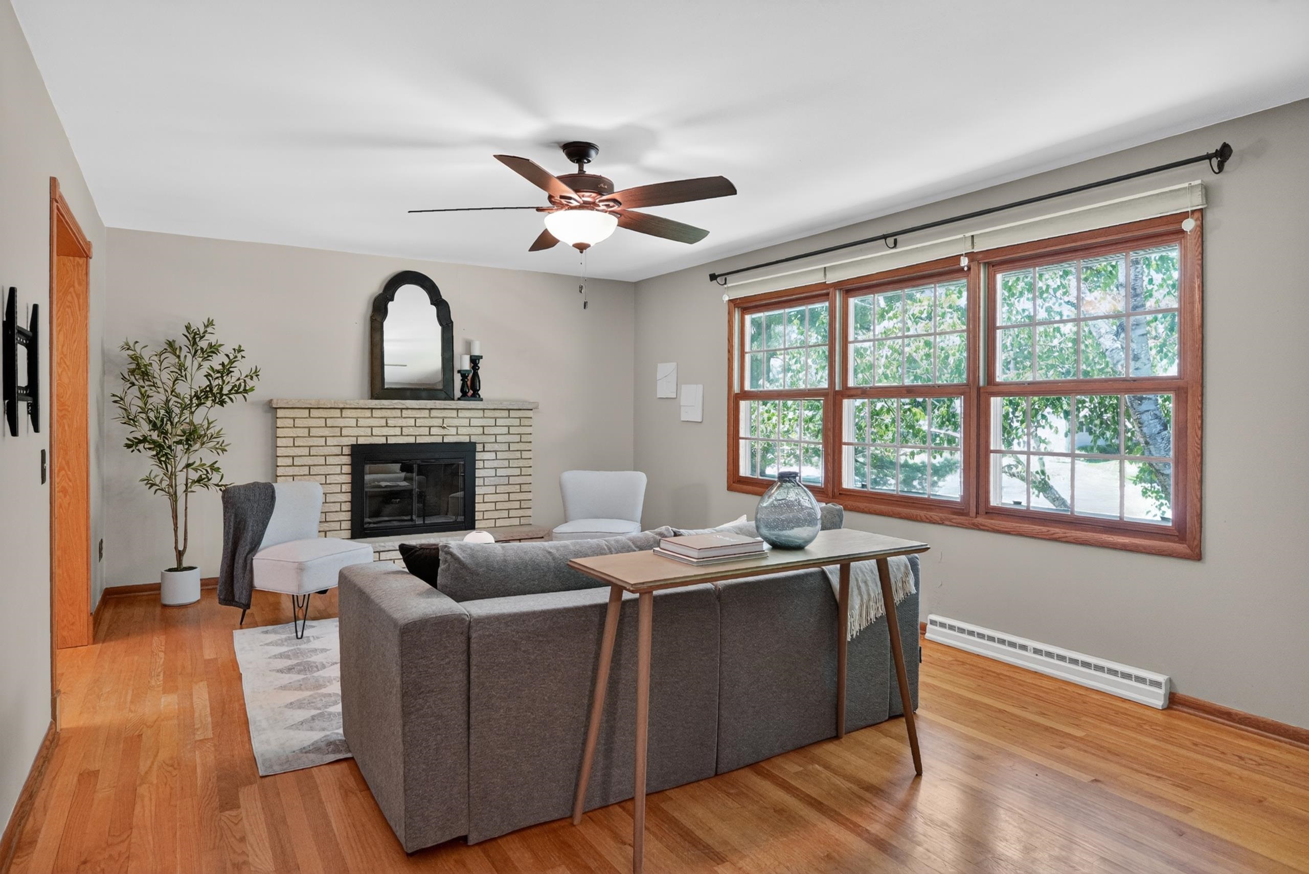 5717 Piping Rock Road Madison, WI 53711 - Photo 8 of 55