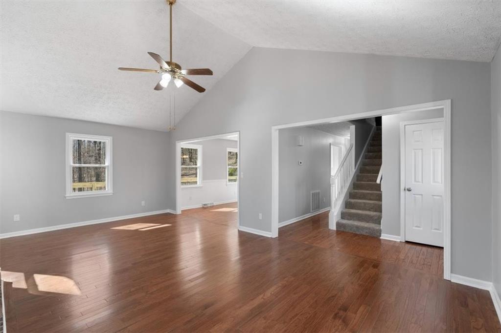 11 Ridgeview Drive Southeast Silver Creek, GA 30173 - Photo 5 of 37