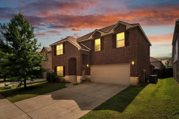 $2,500 | 1820 Christopher Creek Drive, Little Elm, TX 75068