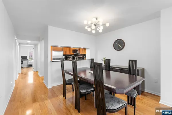 $628,000 | 316 Nelson Court, Edgewater, NJ 07020