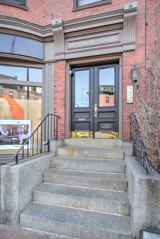 583 Massachusetts Avenue, Unit 5 Boston, MA 02118 - Photo 11 of 15 a view of entryway with a front door