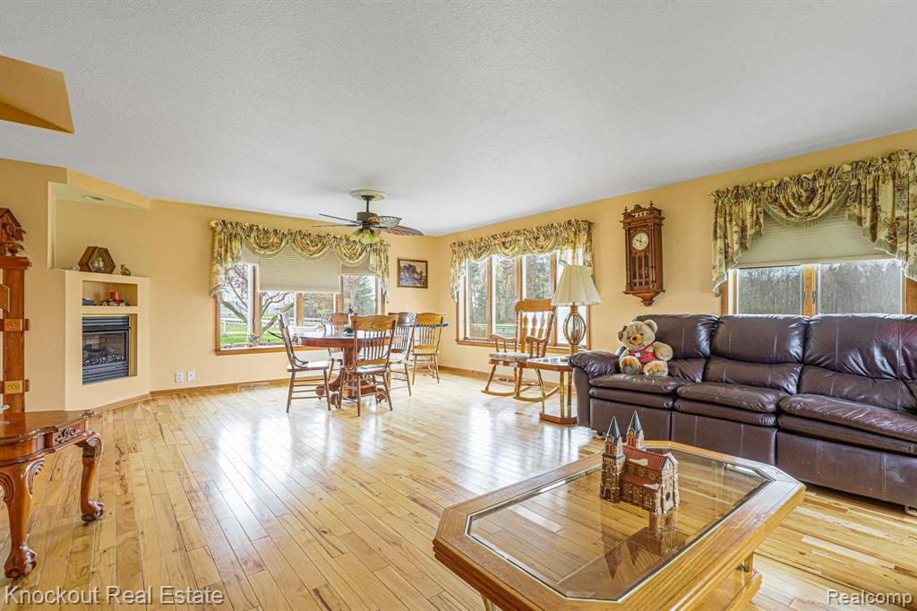 9945 State Road Millington, MI 48746 - Photo 14 of 72