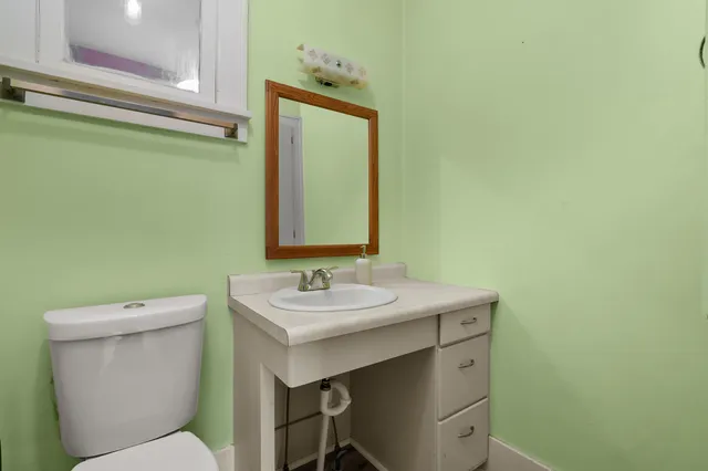 $200,000 | 505 West Van Hoesen Boulevard, Portage, MI 49024