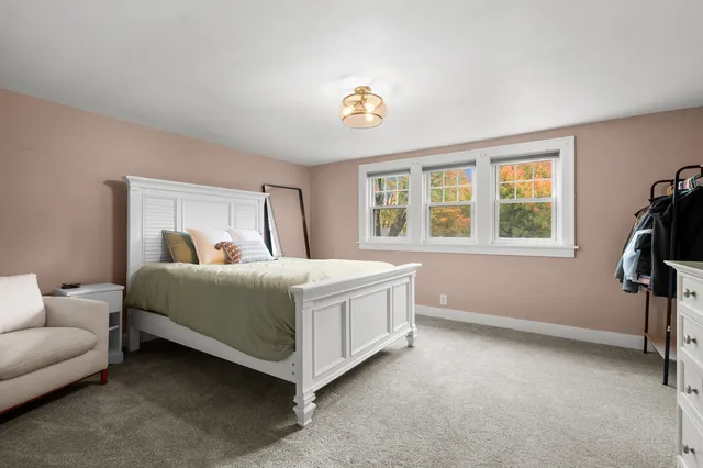 $200,000 | 505 West Van Hoesen Boulevard, Portage, MI 49024