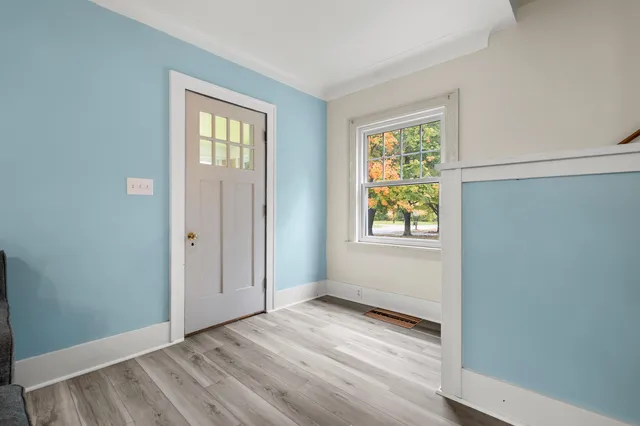 $200,000 | 505 West Van Hoesen Boulevard, Portage, MI 49024