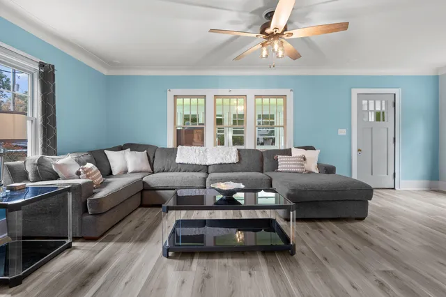 $200,000 | 505 West Van Hoesen Boulevard, Portage, MI 49024