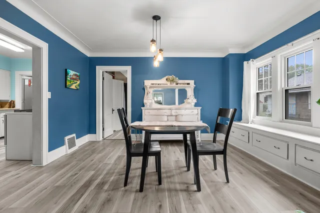 $200,000 | 505 West Van Hoesen Boulevard, Portage, MI 49024