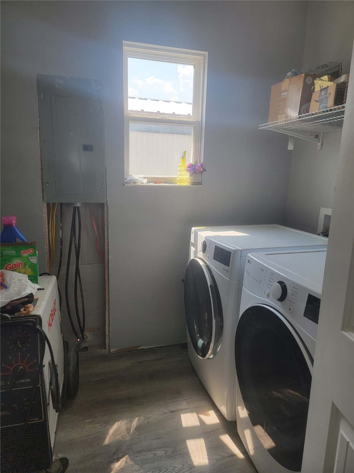 248 County Road 3572 Cleveland, TX 77327 - Photo 23 of 29 a utility room with dryer and washer
