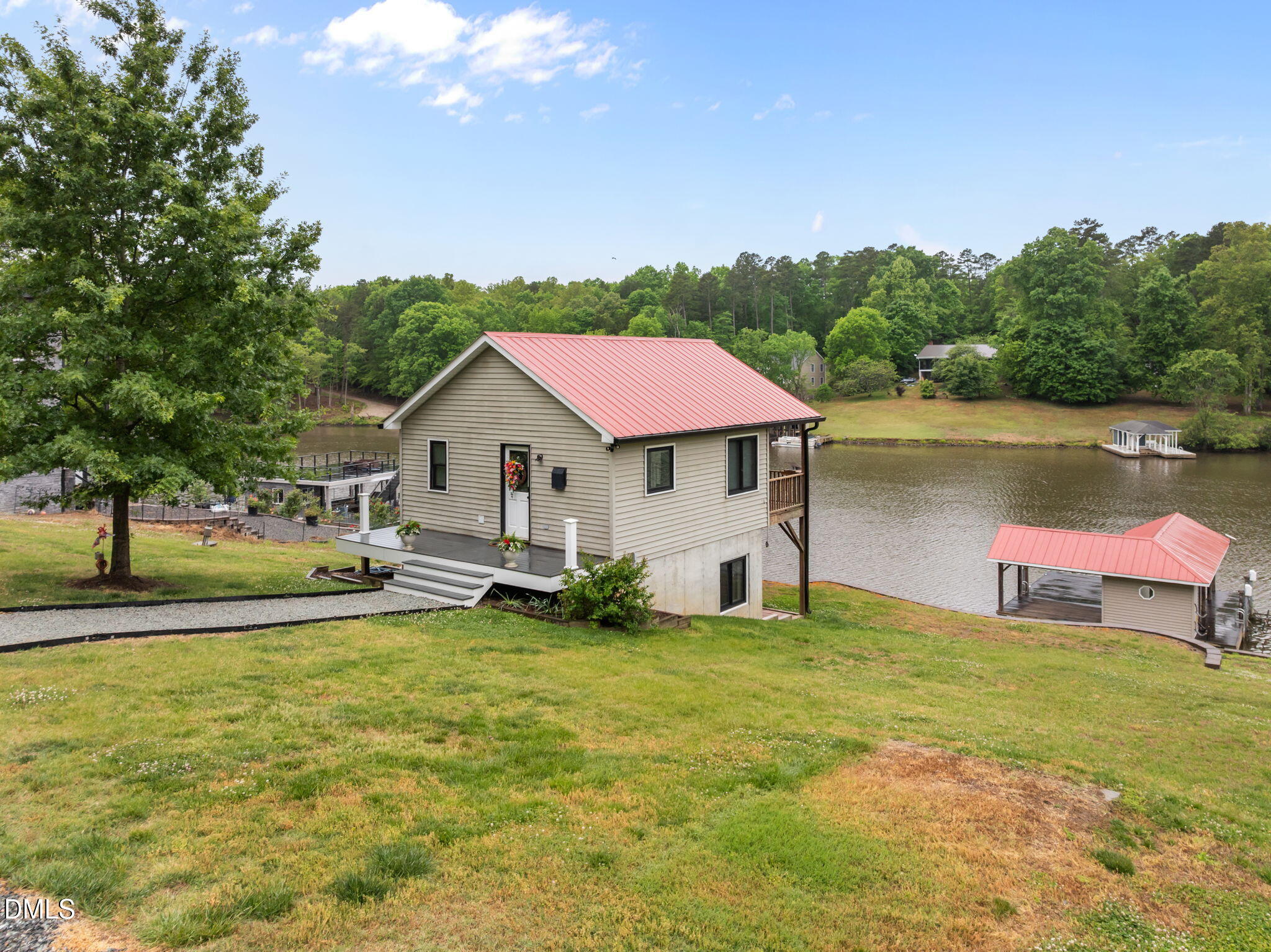 237 Willifords Point Road Roxboro, NC 27574 - Photo 4 of 21 9-web-or-mls-DJI_0104