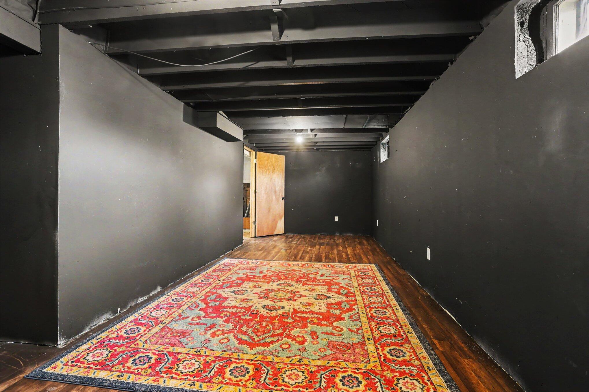 1213 Whites Road Kalamazoo, MI 49008 - Photo 13 of 23 014_file_6709