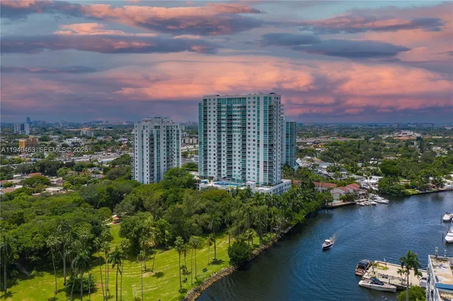 $460,000 | 1861 Northwest S River Drive, Unit 2505, Miami, FL 33125