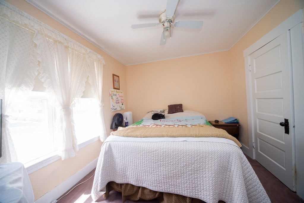 215 Walnut Street Clinton, MA 01510 - Photo 17 of 41 Gallery Image 17
