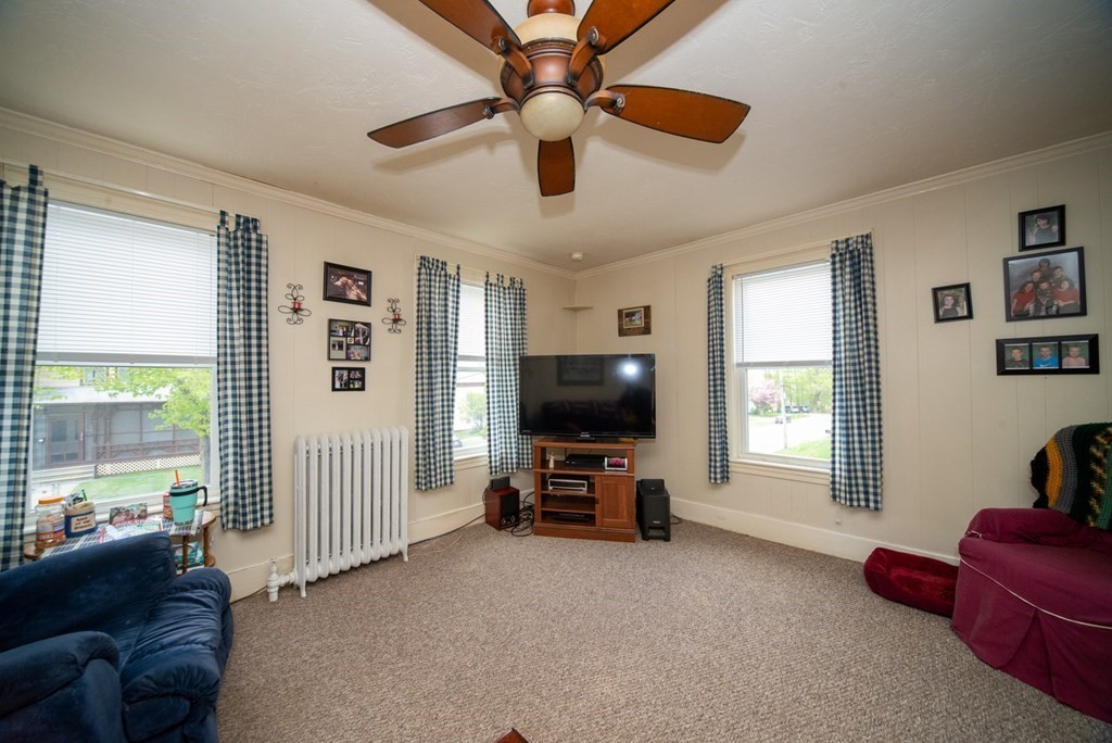 215 Walnut Street Clinton, MA 01510 - Photo 25 of 41 Gallery Image 25