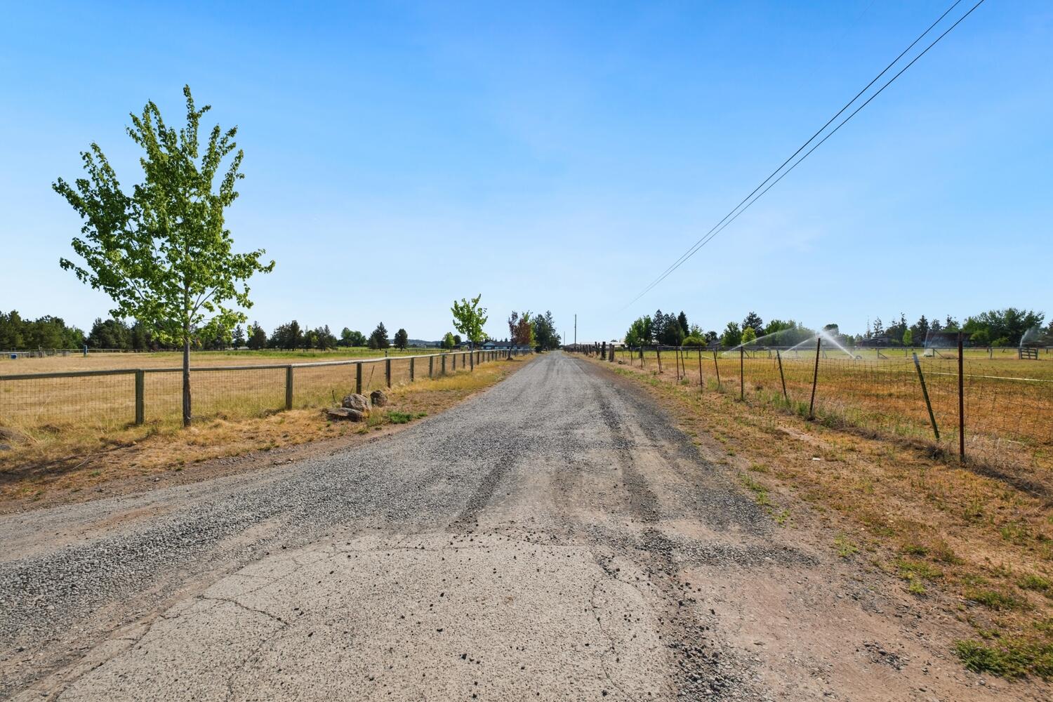 20123 Elder Lane Bend, OR 97703 - Photo 39 of 51 20260526-20123-elder-lane-001