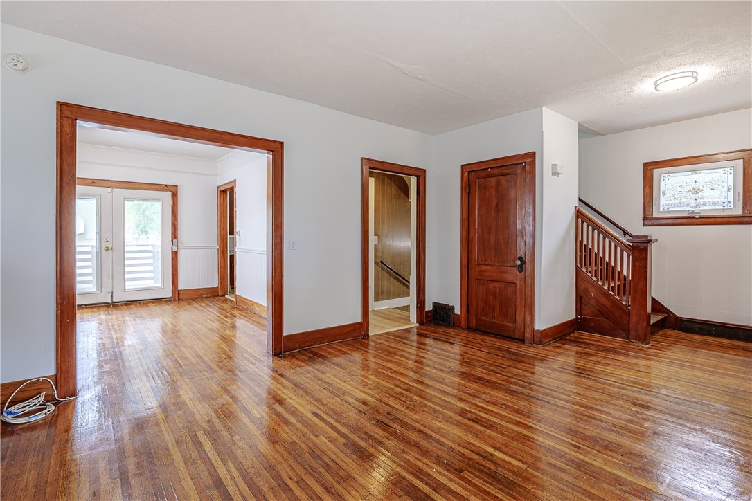 19 Traver Circle Rochester, NY 14609 - Photo 13 of 43 Gallery Image 13