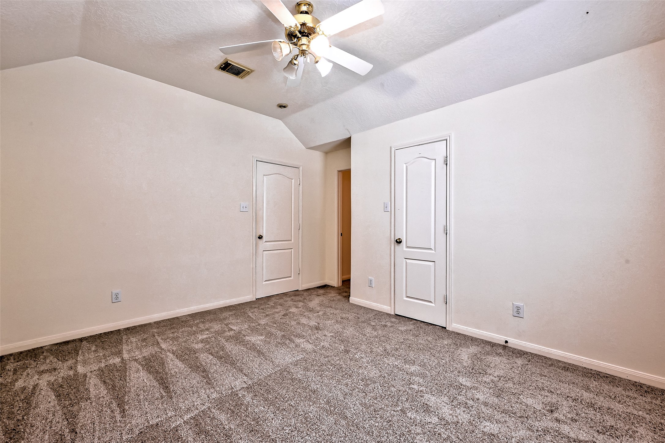6806 Rhodes Court Missouri City, TX 77459 - Photo 30 of 50 a view of an empty room