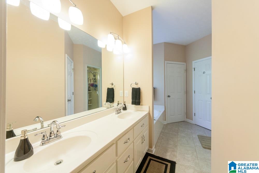 100 Kentwood Trail Alabaster, AL 35007 - Photo 23 of 43