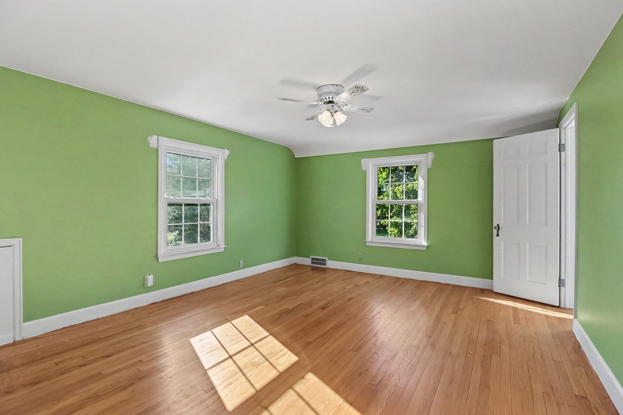 44610 West 11 Mile Road Novi, MI 48375 - Photo 15 of 30 019_file_6998